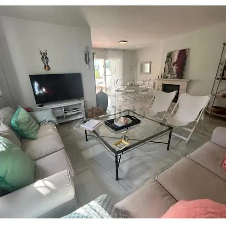 Apartment En Elviria Marbella